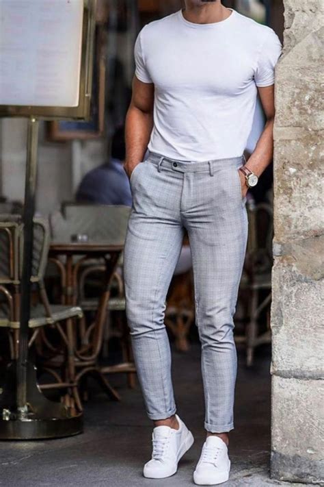 Calça Masculina Alfaiataria: Estilo e Versatilidade .